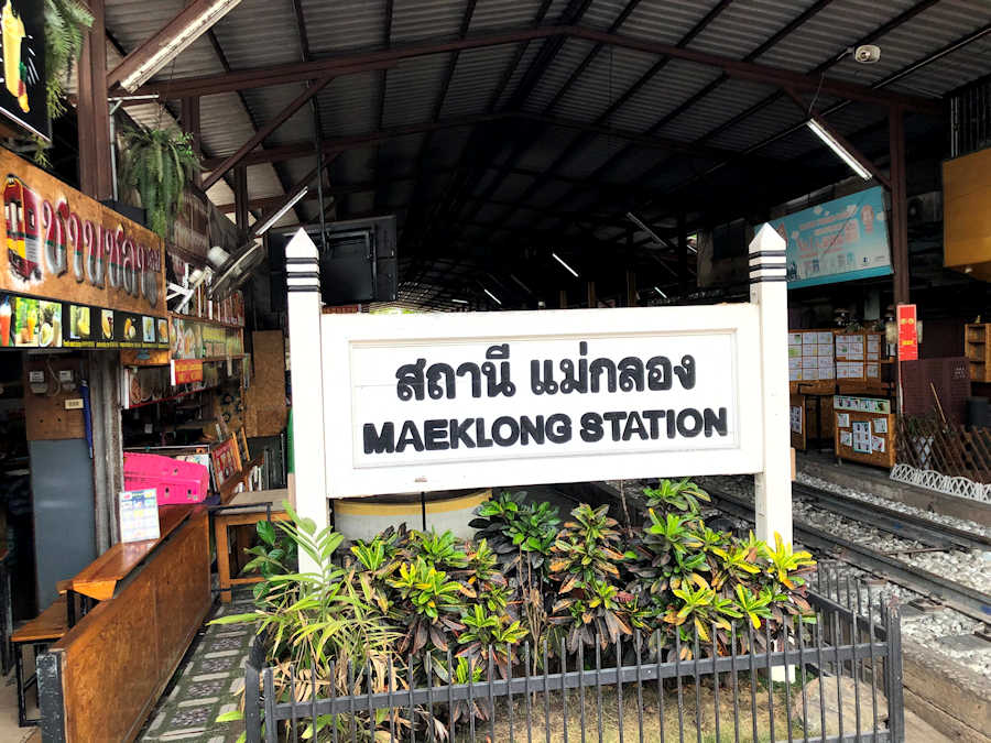 02 900 Maeklong Station