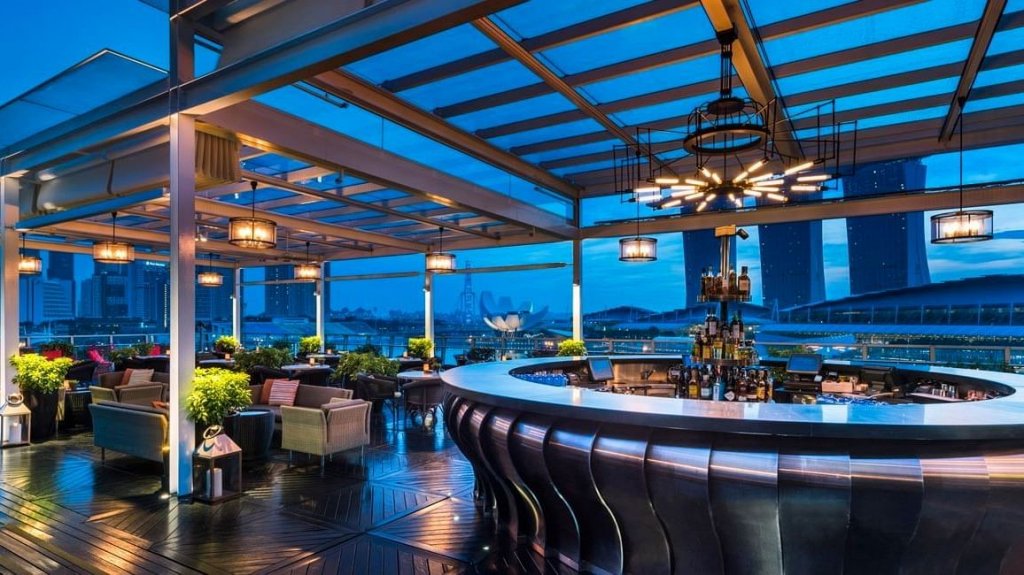 1024 Fullerton Baybar mit marina sands blick