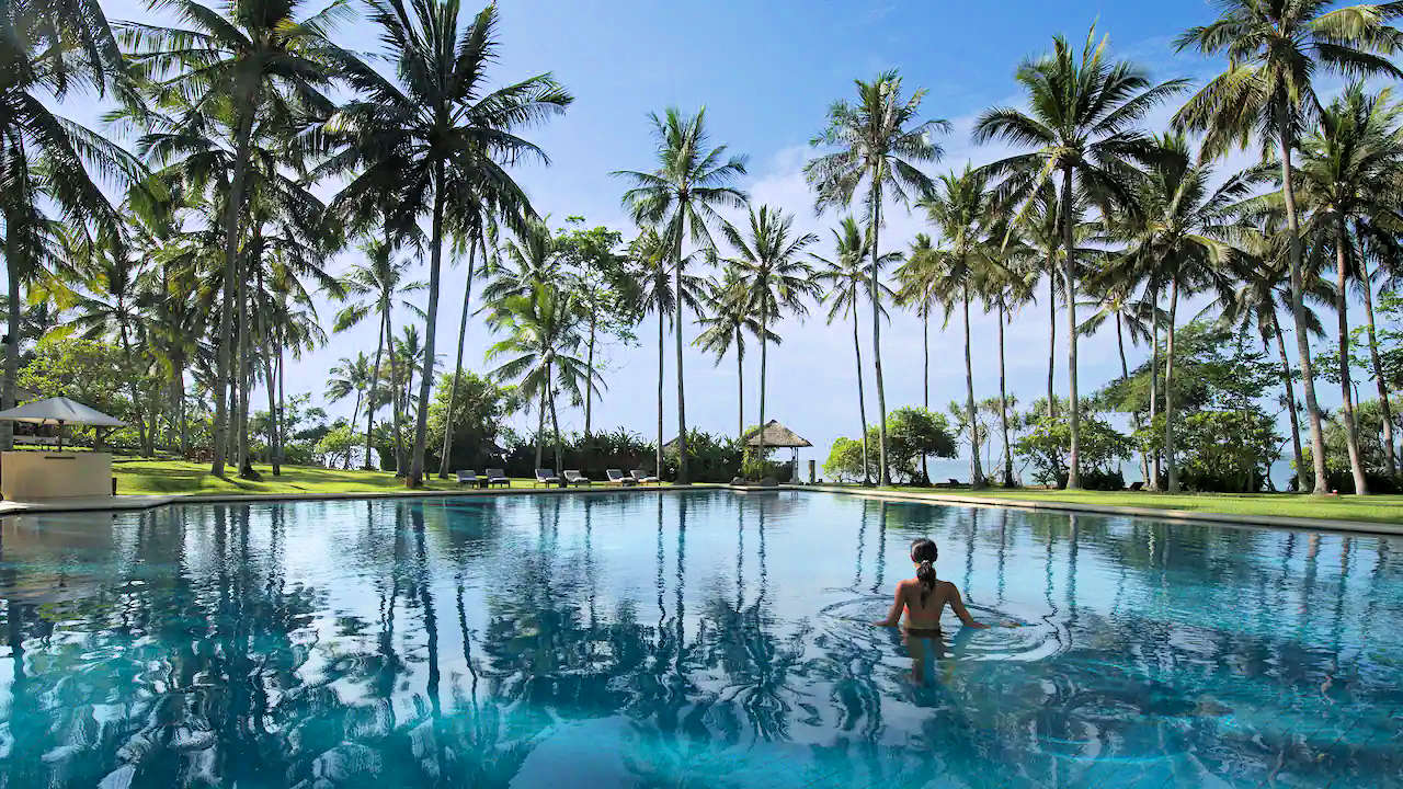 1280 Alila Manggis P001 Pool by Day