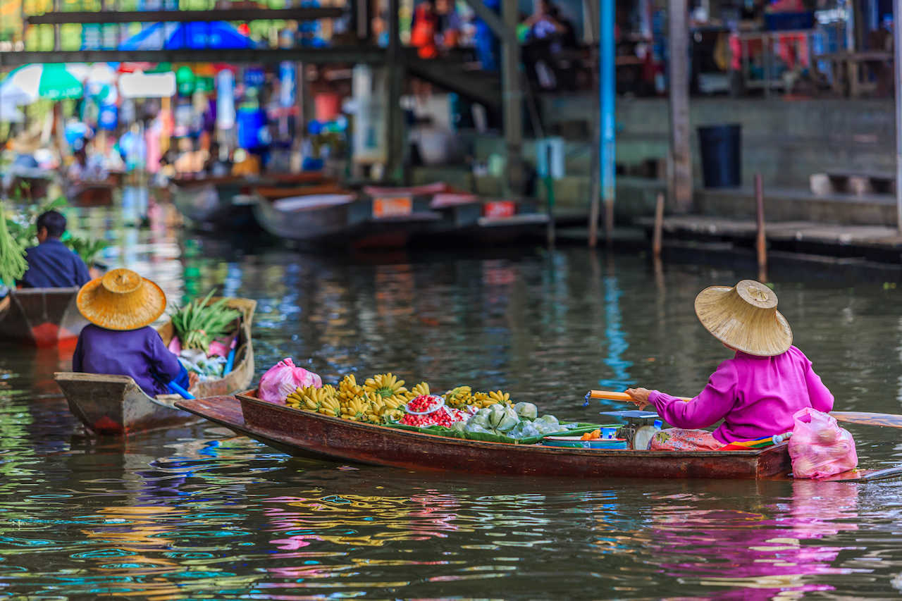 1280 Damnoen Saduak floating market shutterstock 725753710
