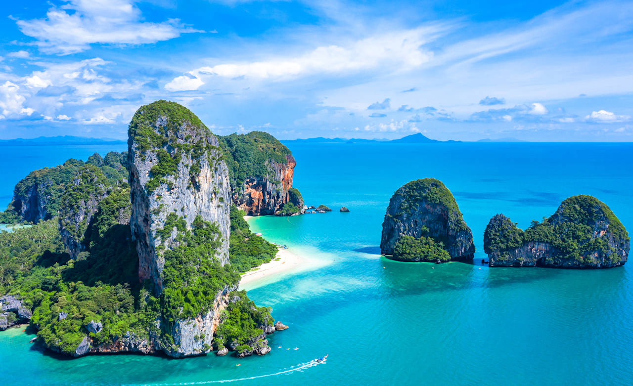 1280 Krabi Inselansicht AdobeStock 296776031