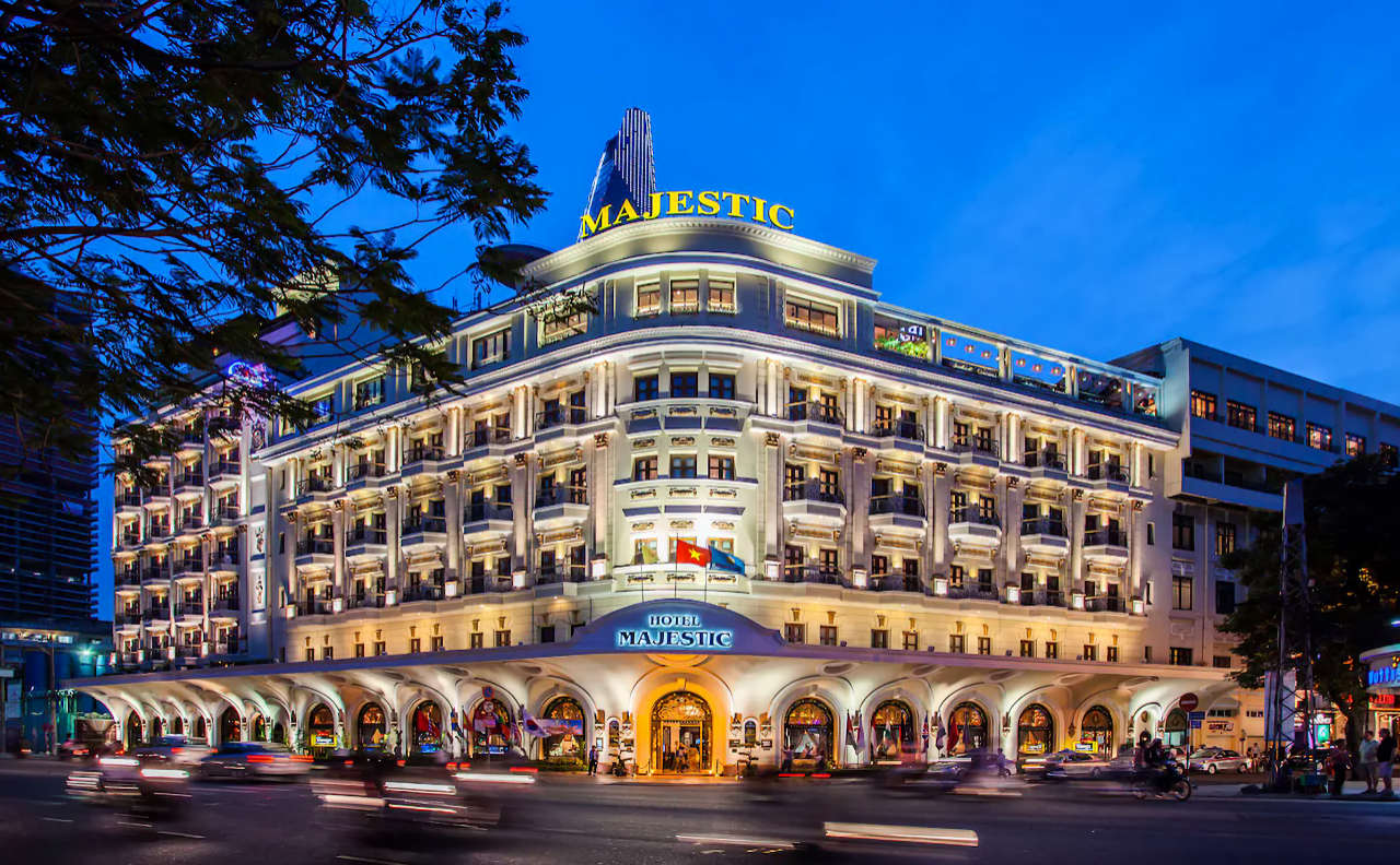 1280 Majestic Saigon aussen