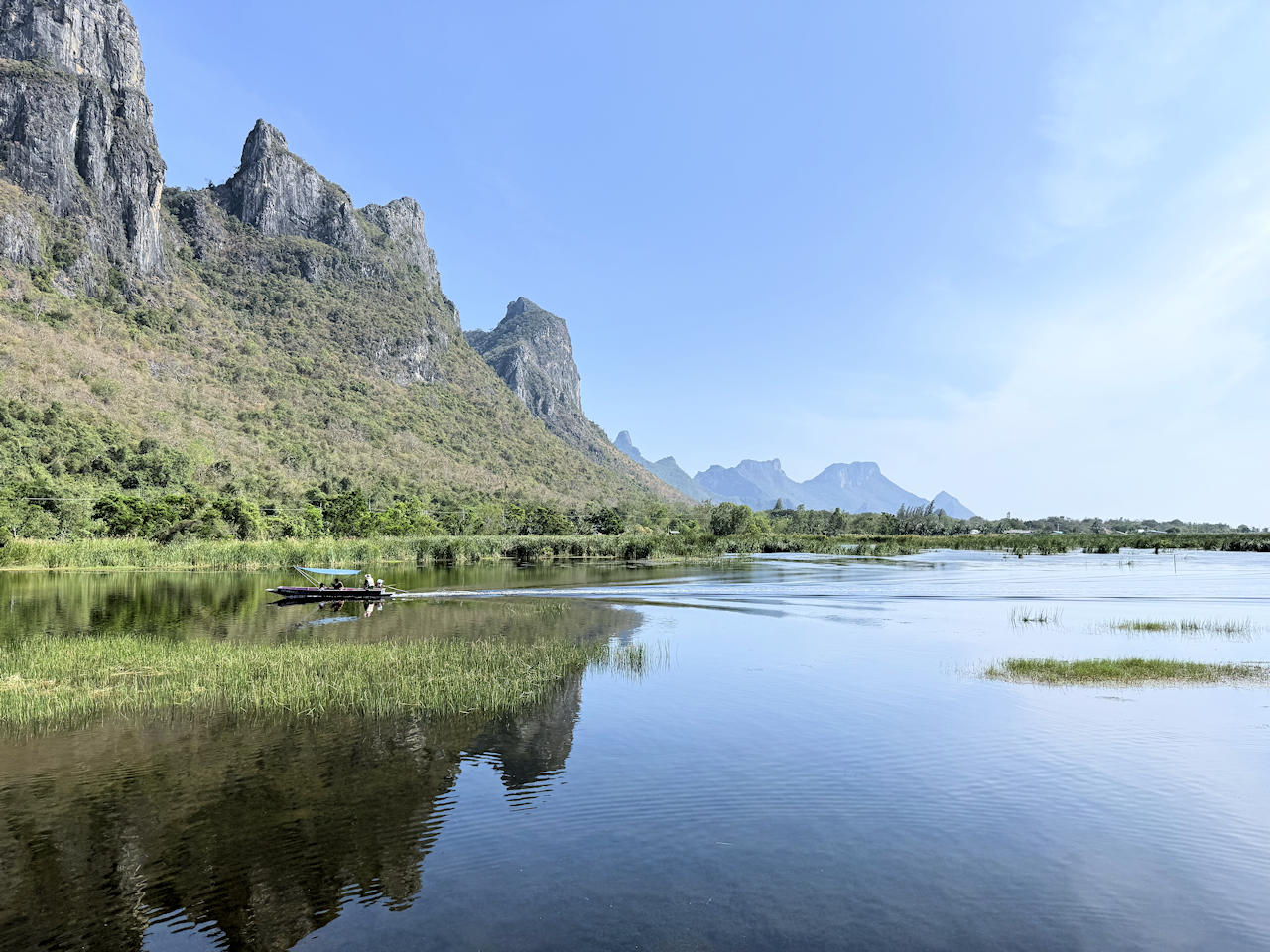 1280 Sam Rai Yod Panorama Bueng Bua 20260302 080949256 iOS