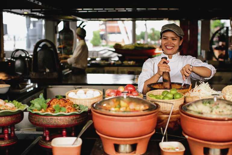 770 Anantara Riverside Hi ARIV 84789816 ARIV Riverside Terrace Open Kitchen 04 G A H