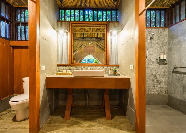 770 Hintok Camp HT 61