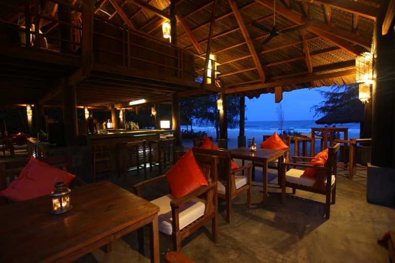 770 Ho Tram Nautical bar