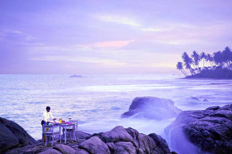 770 Jetwing Lighthouse8JHL RockDining1 Day4 4750 1685x1123