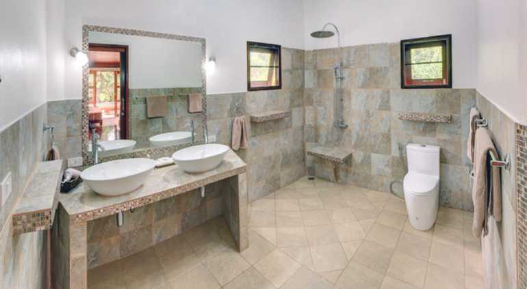 770 Khanom HillB2 bathroom