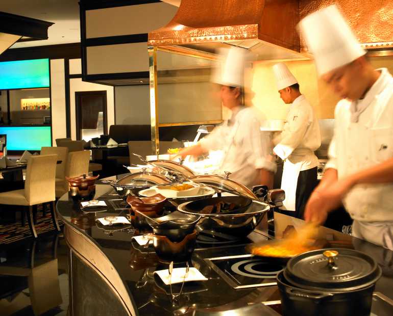 770 LandmarkAtrium Restaurant 2