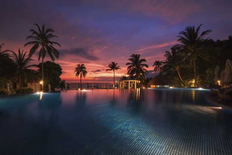 770 Rawiwarin Infinity Ozone Pool 5