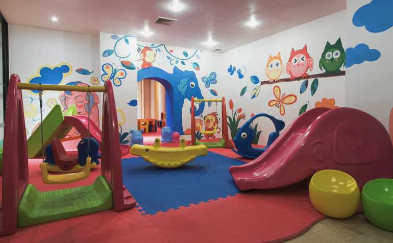 770 Rawiwarin Monkey kids club 1