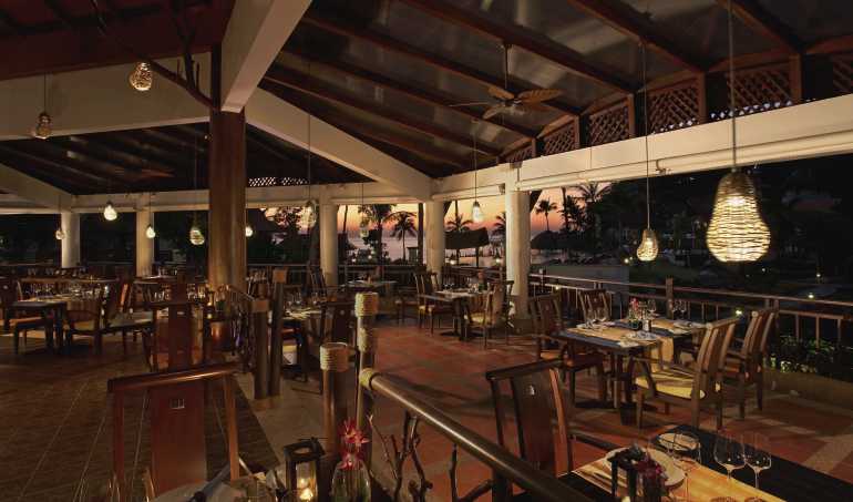 770 Rawiwarin The Watermark Seafood Grill 1