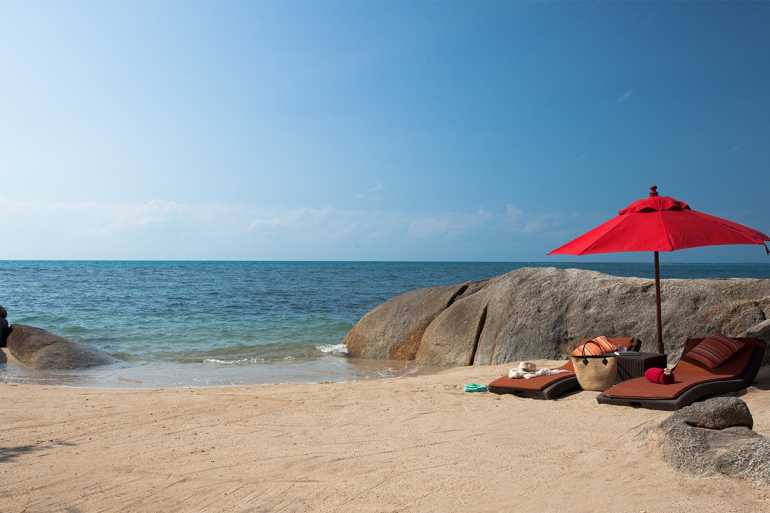 770 Rockysgallery beach 01