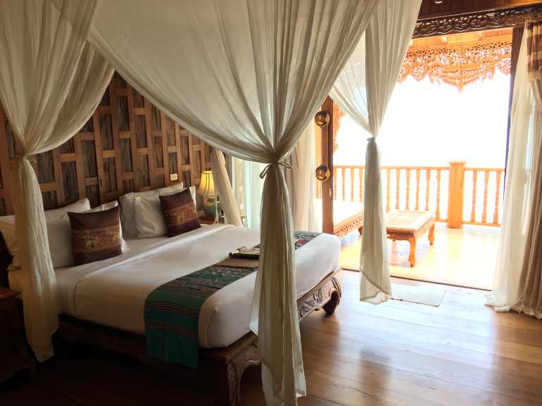 770 Santhiya Koh Yao Yai20170501 054222354 iOS