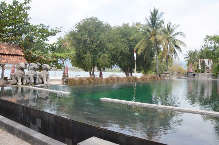 770 Tugu Lombok DSC 4553