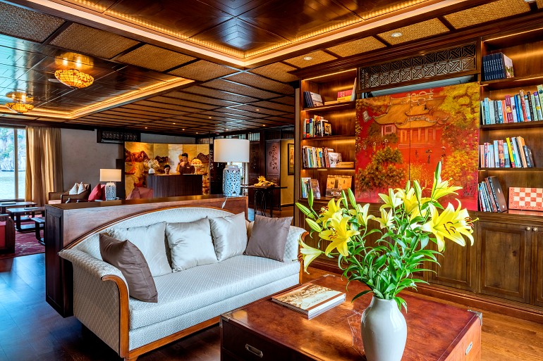 770 YlangHeritage Line Lan Ha Bay Ylang Library Lounge