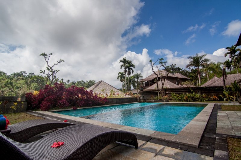 800 Payogan private pool 1