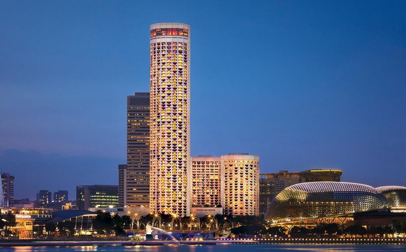 800 Stamford sts 486114 swissotel the stamford facade night