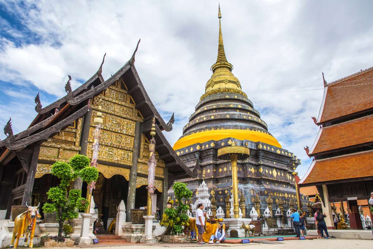 800 Wat Phra That Lampang Luang shutterstock 1485725615