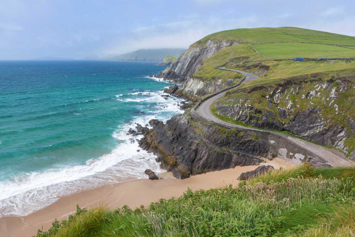 800 beach between Slea Head and Dunmore Head at Slea Head Drive shutterstock 746111527