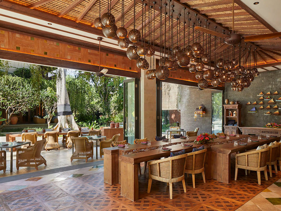 900 Afternoon At Wok Wok