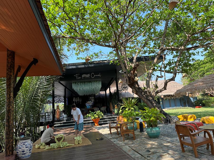 900 Amphawa 20240324 025401929 iOS