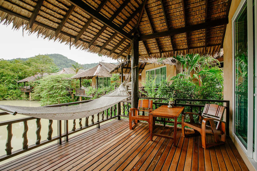 900 Grand Pond View Cottage M 001367 resize2