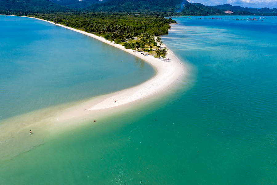 900 Laem Had Beach Koh Yao Yai im Norden shutterstock 1233186649