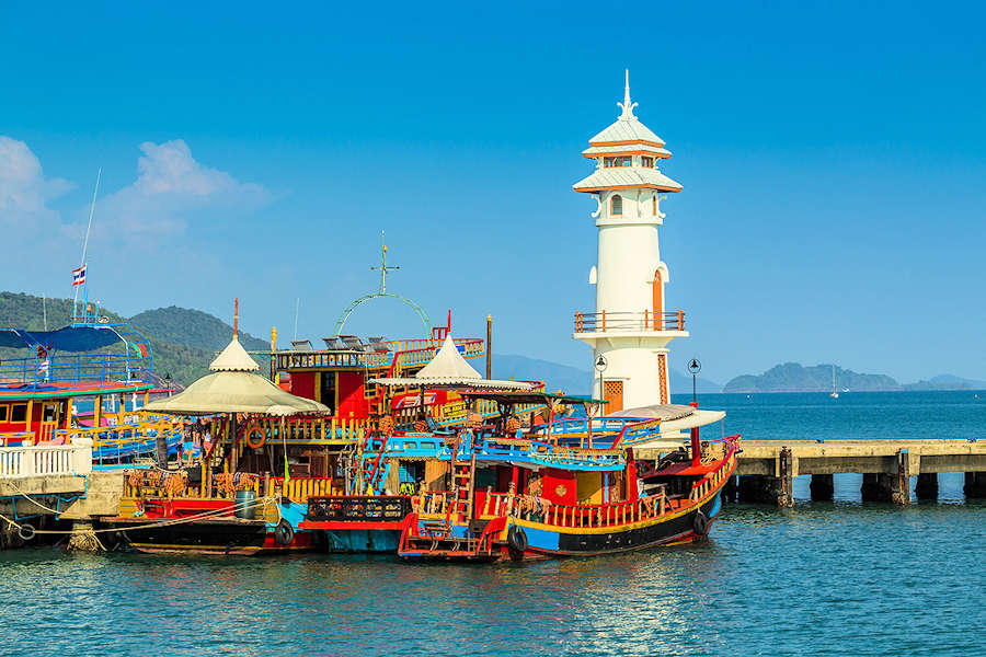 900 Leuchtturm Bang Bao shutterstock 2746094181