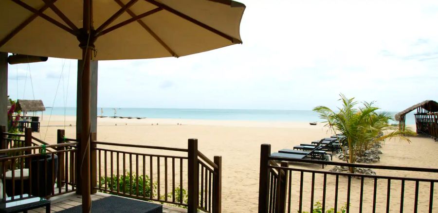 900 Maalu Maalu Ocean View Blick zum Strand