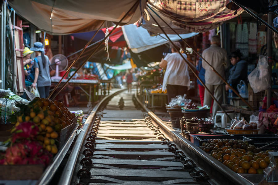 900 Mae Klong railway market also called Siang Tai AdobeStock 349298443