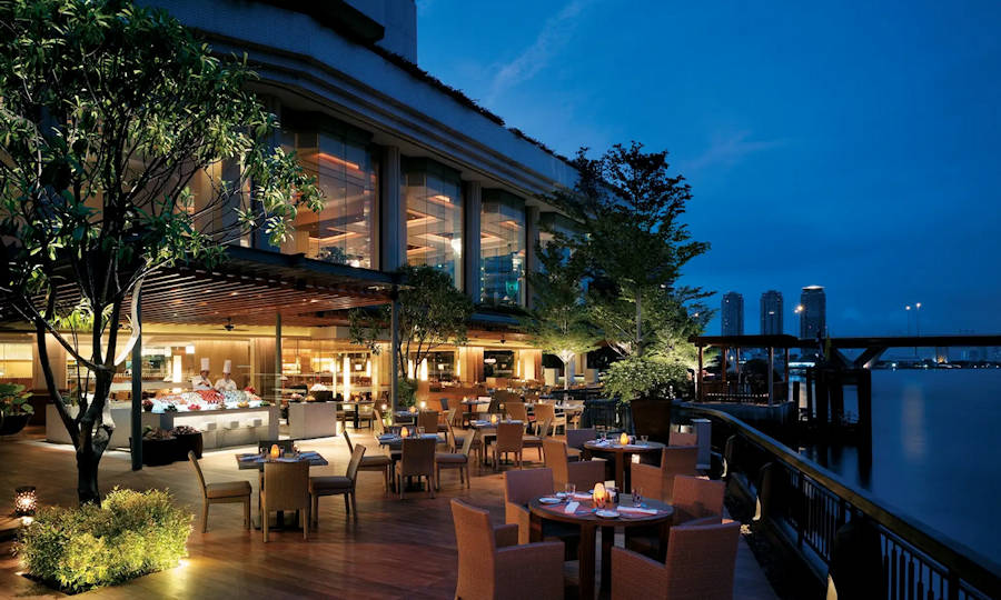 900 Next2 Cafe Shangri La Bangkok Bangkok