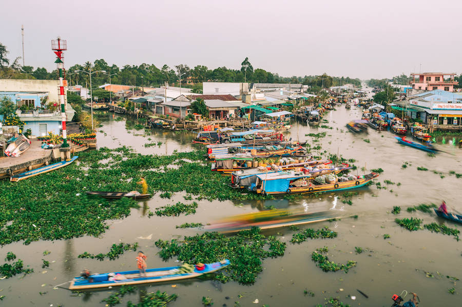 900 Nga Nam Floating Market in Mekong Delta AdobeStock 318458939