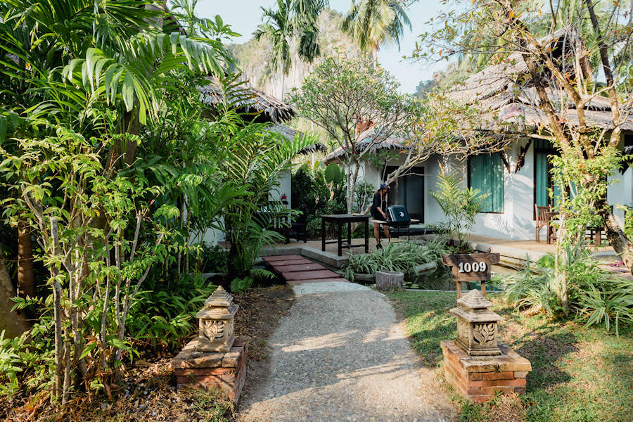 900 Railay Village Resort Eingang Jacuzzi Villa