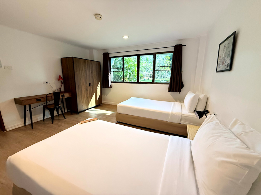 900 Room 20260303 021432378 iOS