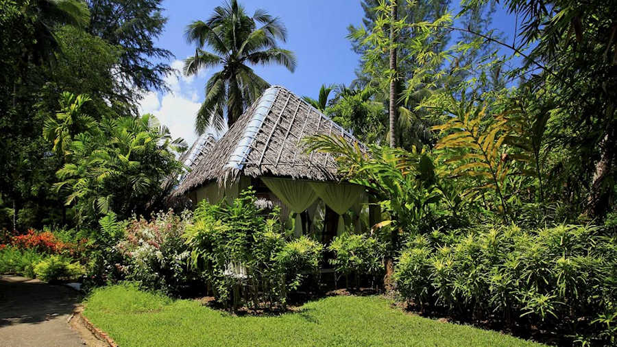 900 SPA 002 30 1024x576