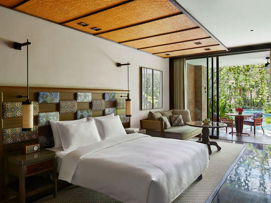 900 Sunrays Deluxe Lagoon Room