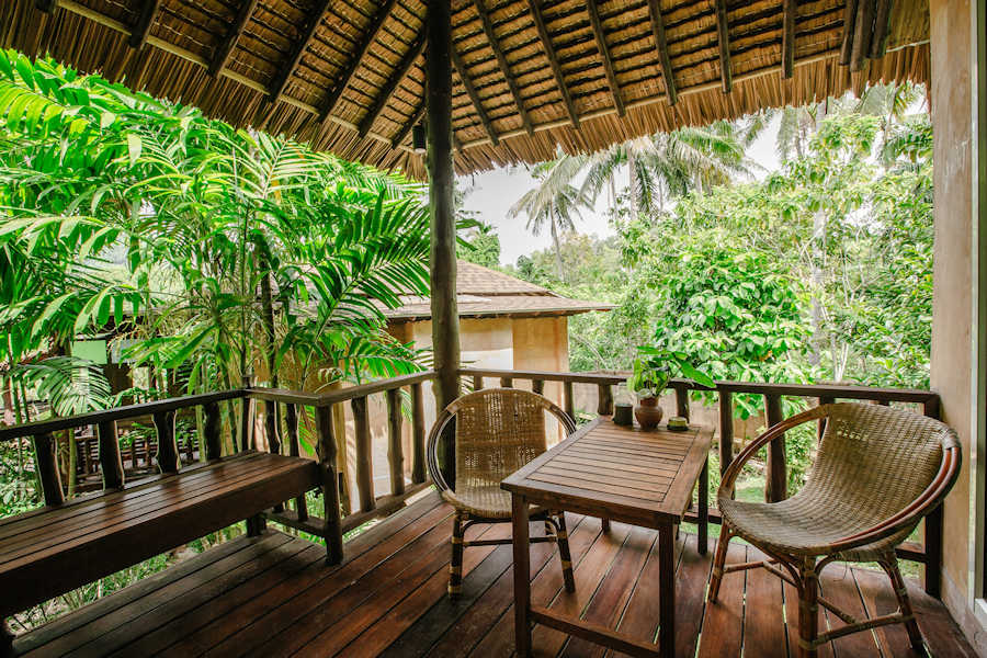 900 The Hill Cottage M 001413resize2