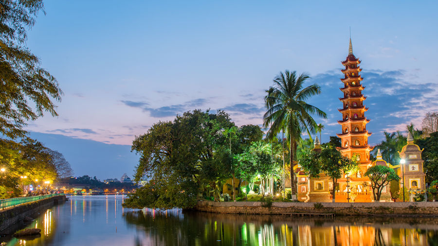 900 Tran Quoc pagoda shutterstock 586637195