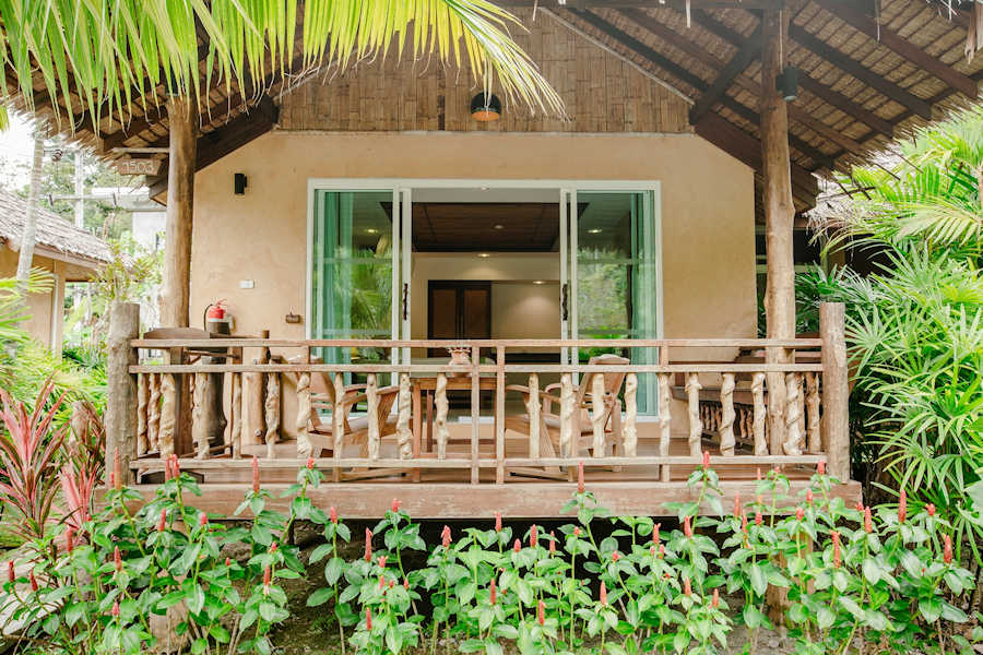 900 Triplet Premier Cottage M 001081 resize