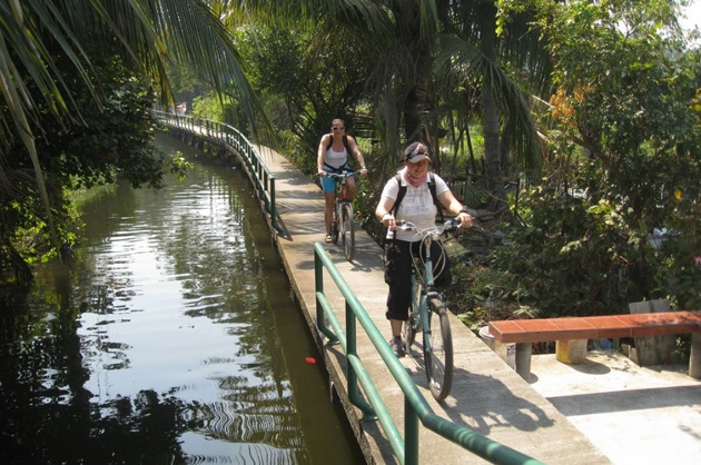 T32 Bangkok Paradise 1