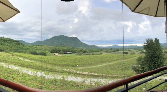 1280 Panorama Monsoon Valley IMG 1028