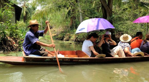 1280 Tha Kha Floating Market 20150427 045118370 iOS2