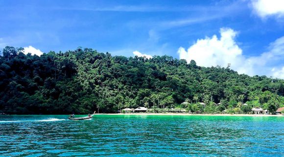 1280 Thayna resort vom meer aus